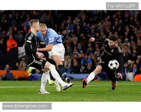 英超大战：拜仁4-0横扫巴萨战术解析引发全场热议