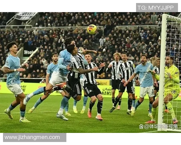 足总杯巴萨大胜曼城乌龙球引发争议判罚全场沸腾