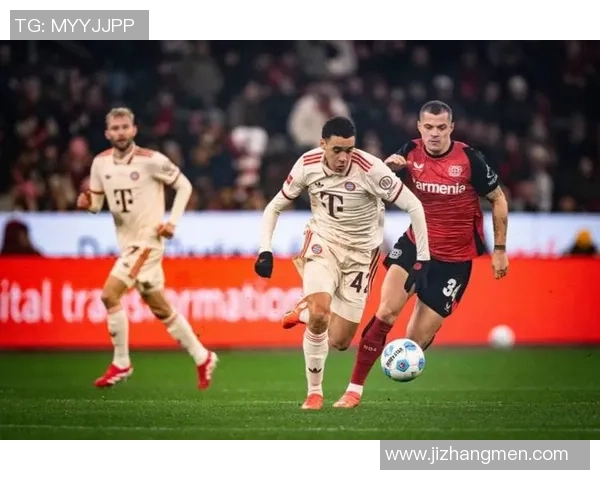 足总杯精彩对决：多特蒙德与拜仁战成平局乌龙球成比赛转折点